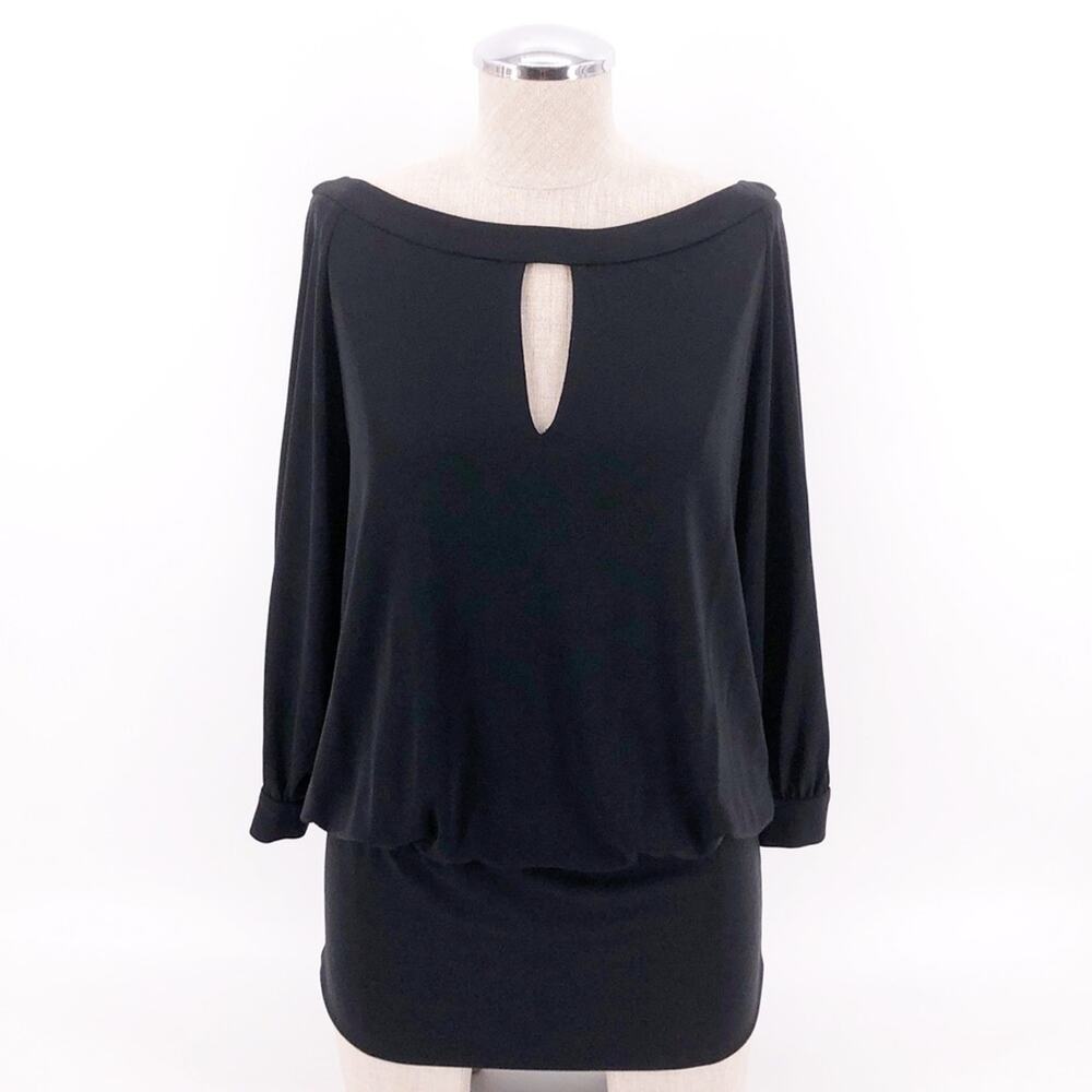KAREN KANE Key hole top